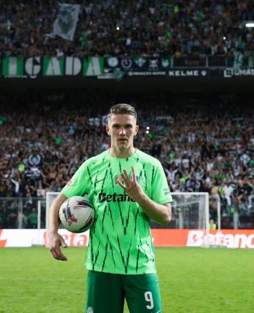 Tóm tắt vòng 31 giải bóng đá Siêu cấp Bồ Đào Nha: Hai gã khổng lồ tranh giành ngôi vương! Sporting CP và Benfica đều giành chiến thắng lớn và tiếp tục bám đuổi sát nút