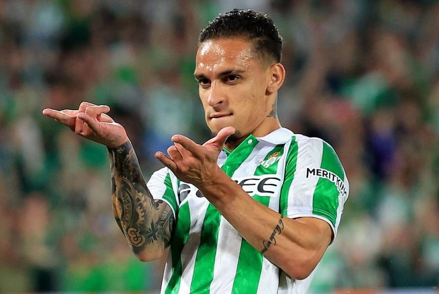 Anthony: 2-1 là kết quả tốt. Tôi hiếm khi ghi được điểm theo cách này.