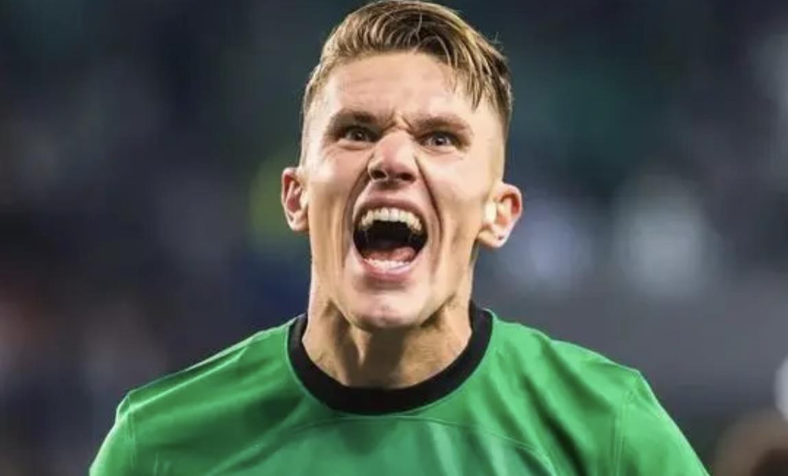 Romano: Dzekeres sẵn sàng rời Sporting CP với giá 60 triệu bảng