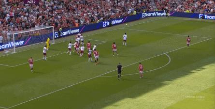 ⛳Chi tiết: Manchester United của Amorim đang phải đối mặt với tình thế tiến thoái lưỡng nan. Tinh thần của họ bị tổn hại khi phải luân phiên thay đổi thế mạnh của mình.