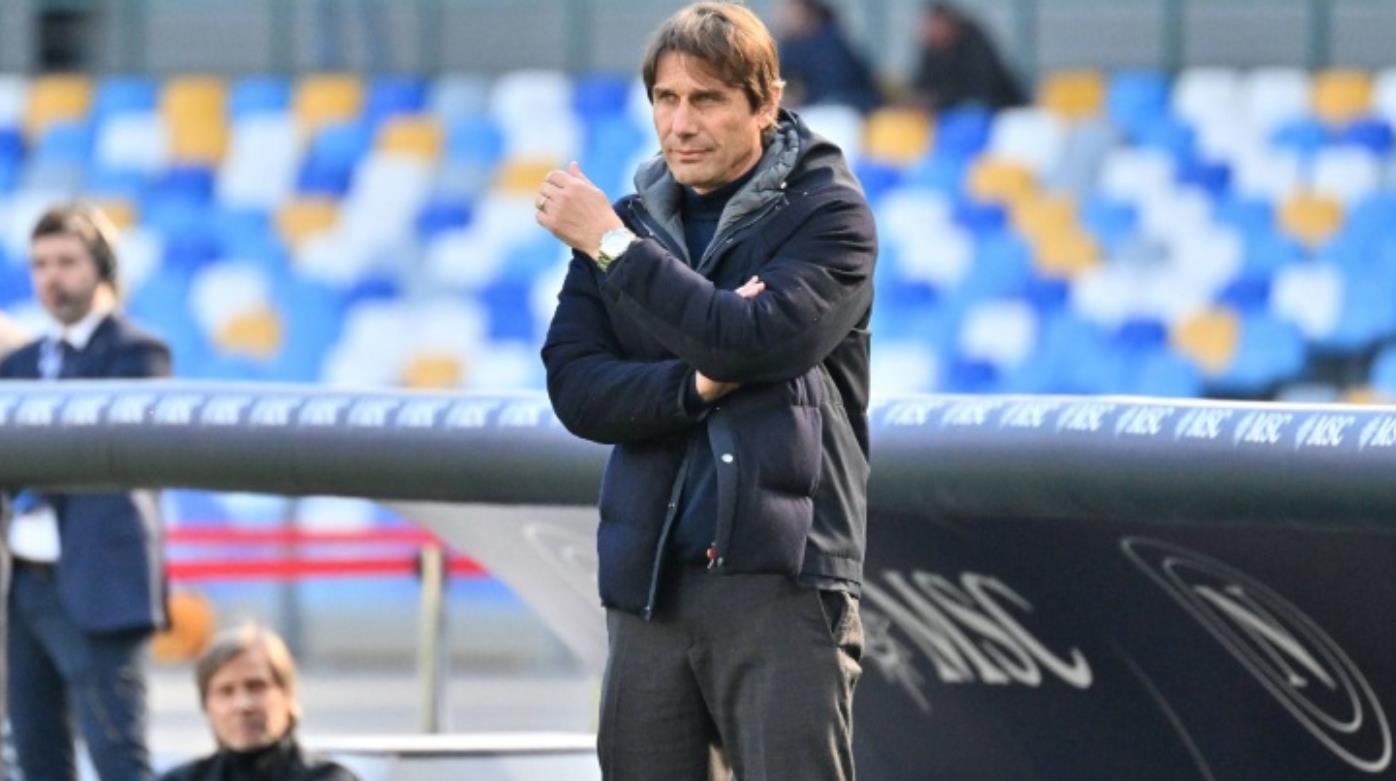 Conte: Chiến thắng trước Lecce là bước tiến quan trọng hướng tới chức vô địch Serie A, người chiến thắng viết nên lịch sử, những người khác chỉ có thể đọc