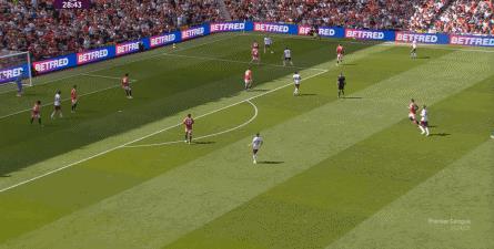 ⛳Chi tiết: Manchester United của Amorim đang phải đối mặt với tình thế tiến thoái lưỡng nan. Tinh thần của họ bị tổn hại khi phải luân phiên thay đổi thế mạnh của mình.