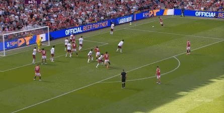 ⛳Chi tiết: Manchester United của Amorim đang phải đối mặt với tình thế tiến thoái lưỡng nan. Tinh thần của họ bị tổn hại khi phải luân phiên thay đổi thế mạnh của mình.