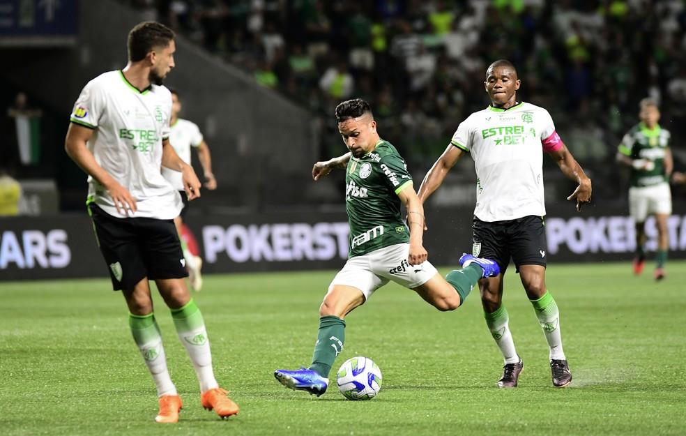 Cùng nhìn lại các cầu thủ trong trận tứ kết Club World Cup với câu lạc bộ cũ của họ: Messi đấu với Paris, Enzo tái hợp với Benfica