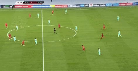 Thành tích của Wu Lei tại vòng loại World Cup: 5 bàn thắng trong 5 trận ở vòng 36 đội, và chỉ chơi 2 trận ở vòng 18 đội do chấn thương.
