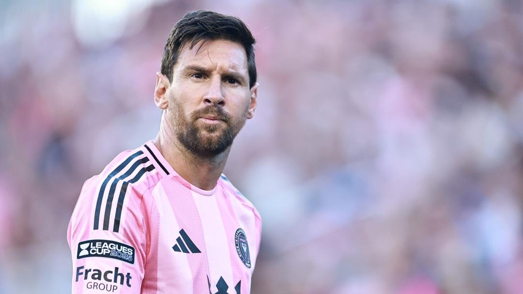 Mascherano xác nhận Messi sẽ tiếp tục vắng mặt: "Thật điên rồ nếu để cậu ấy ra sân trong trận đấu với Orlando City"