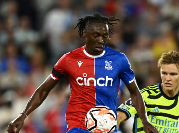 Truyền thông Anh: Arsenal đạt thỏa thuận với Crystal Palace về Eze 10 ngày trước