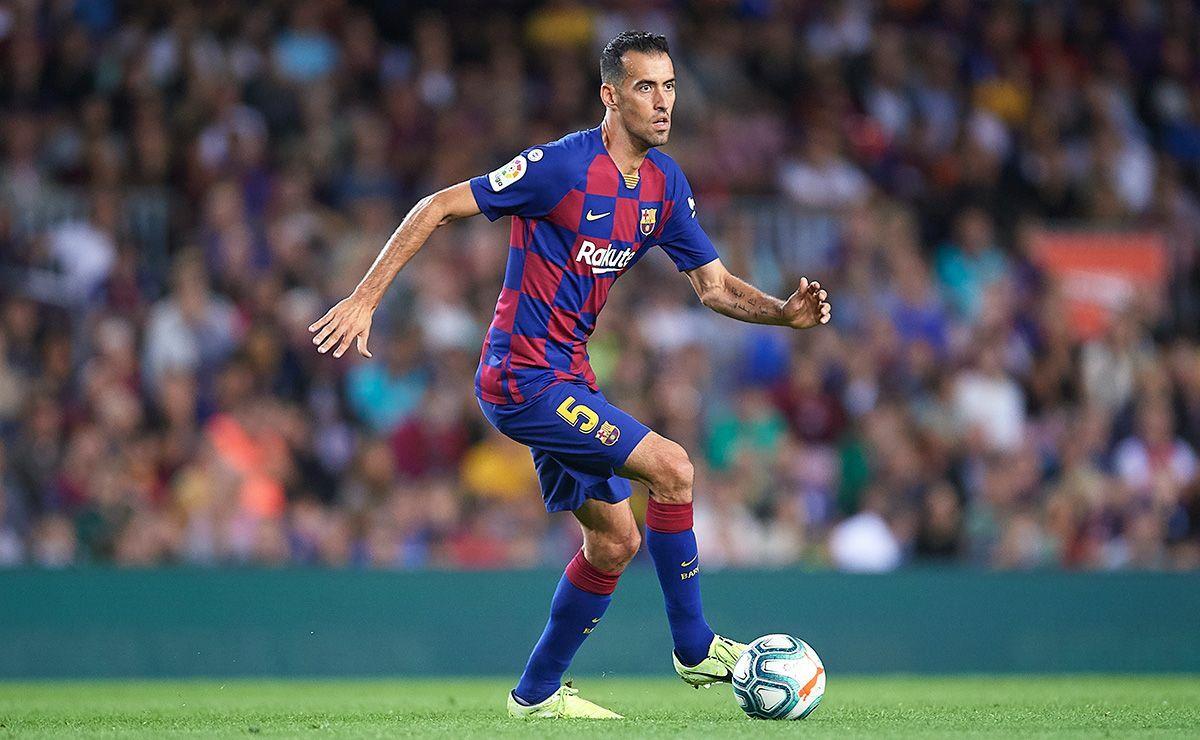 Tạm biệt Sergio Busquets: Viên đá quý hoàn hảo đến mức vô hình