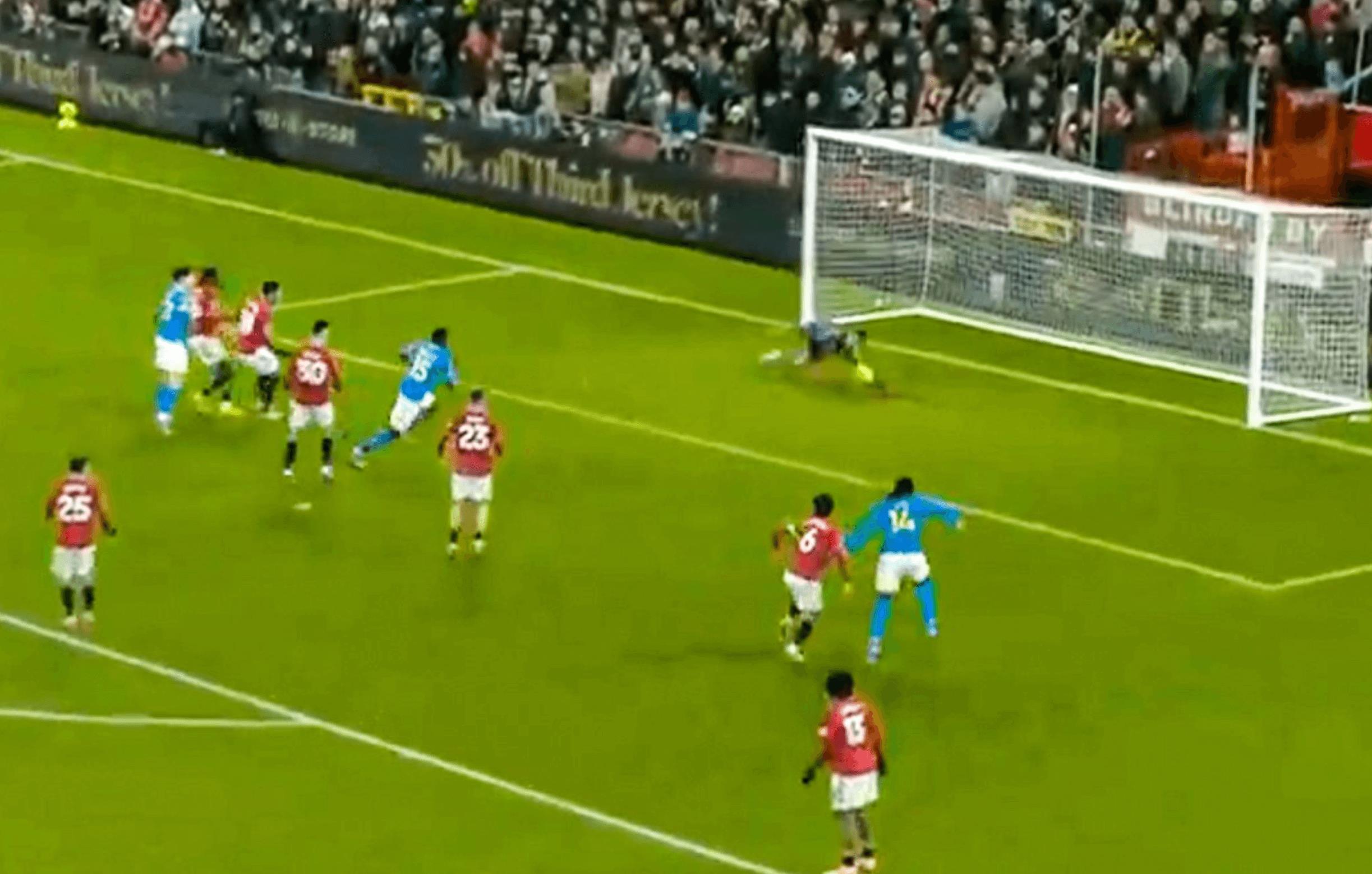 Senne Lammens Kẻ khiến khán giả nhầm tưởng với Peter Smeichel 2